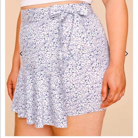 Walk Pop Savannah Skort - Picture 1 of 3